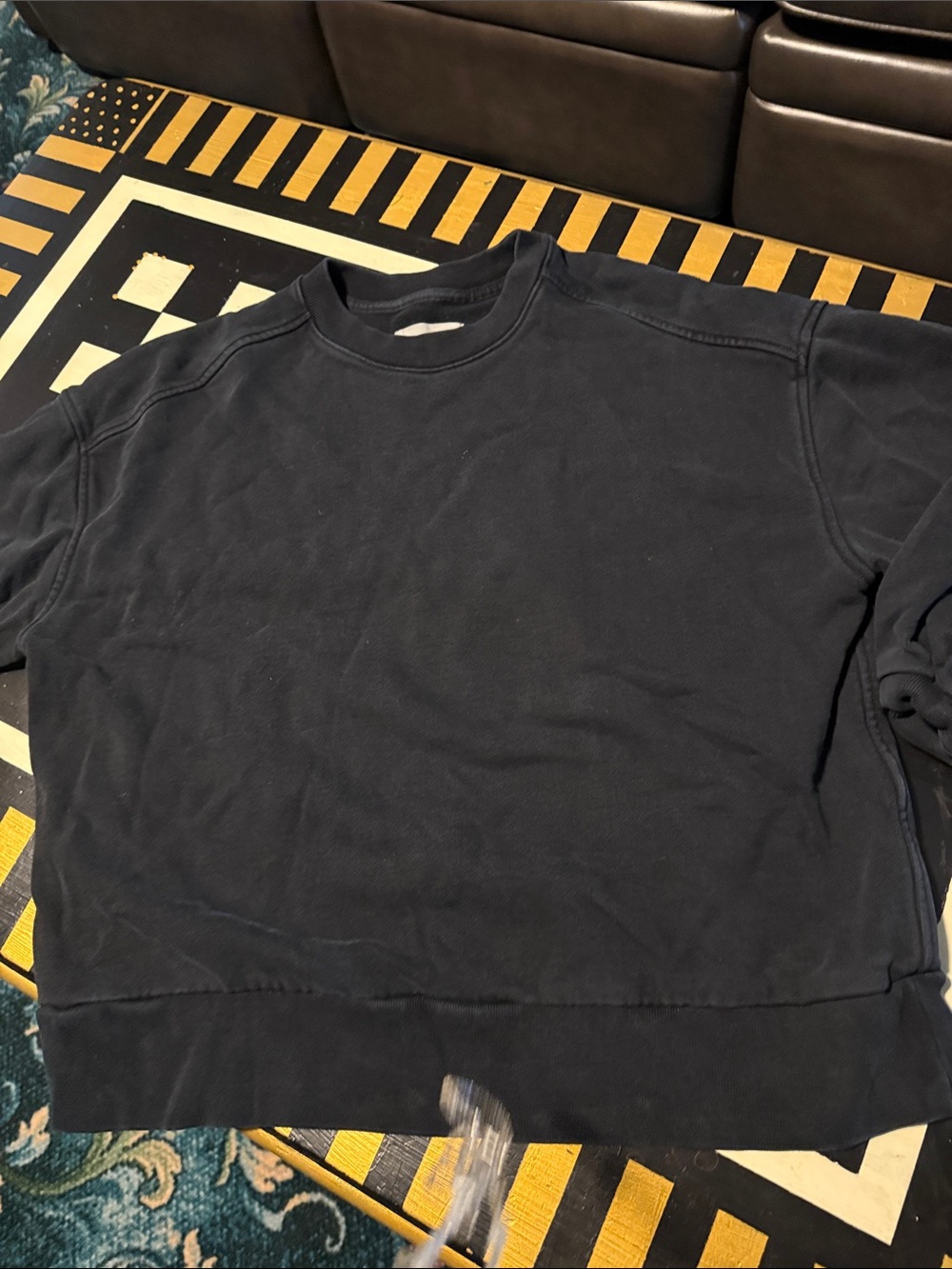 Everlane Black Crewneck Sweatshirt